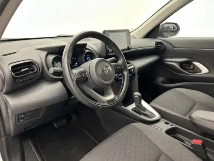 Photo 13 Toyota Yaris Hybride 1.5 HYBRID 116H DYNAMIC