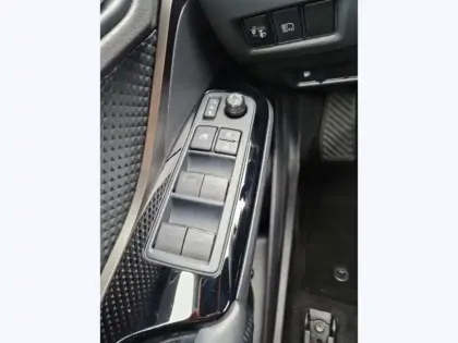 Photo 12 Toyota C-HR 2.0 Hybride 184 Edition ch