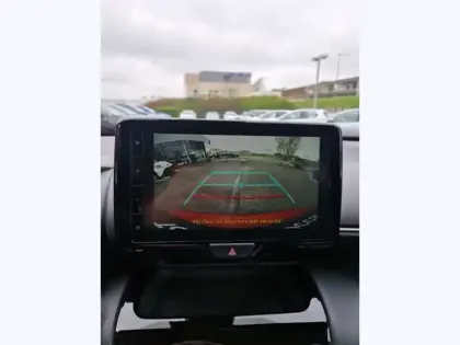 Photo 18 Toyota Yaris Hybride 1.5 HYBRID 116H DESIGN