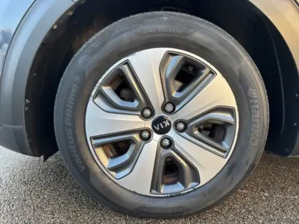 Photo 8 Kia Niro Gén. I Ph1 Active Business 5