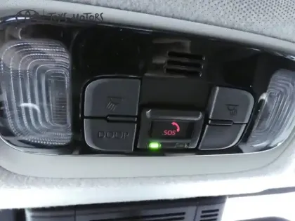 Photo 16 Toyota Yaris Hybride 116h Dynamic