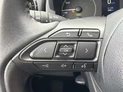 Photo 13 Toyota Yaris Hybride 116h Dynamic