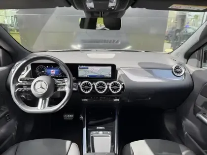 Photo 7 Mercedes GLA Gén. II (H247) Ph2 AMG Line 5