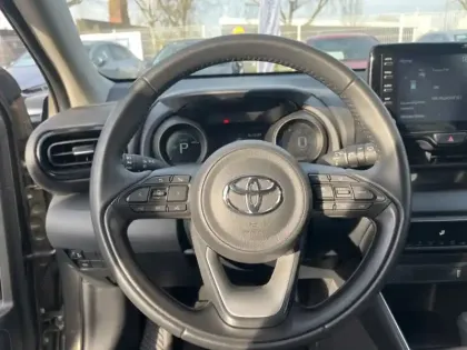 Photo 14 Toyota Yaris Hybride 116h Design