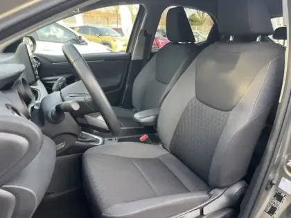 Photo 15 Toyota Yaris Hybride 116h Design