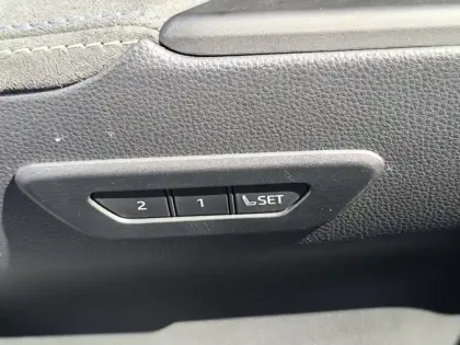 Photo 23 Toyota C-HR Gén. II Ph1 Collection 5