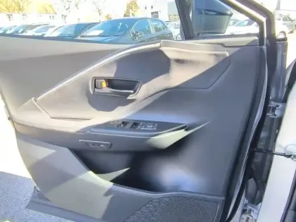 Photo 6 Toyota C-HR Gén. II Ph1 Collection 5