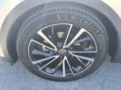 Photo 17 Toyota C-HR Gén. II Ph1 Collection 5