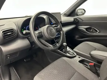 Photo 18 Toyota Yaris Gén. I Ph1 NG Design 5