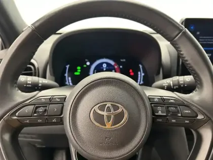 Photo 19 Toyota Yaris Gén. I Ph1 NG Design 5