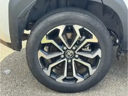 Photo 24 Toyota Yaris Gén. I Ph1 Design 5