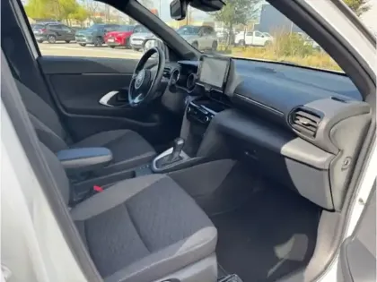 Photo 17 Toyota Yaris Gén. I Ph1 Design 5