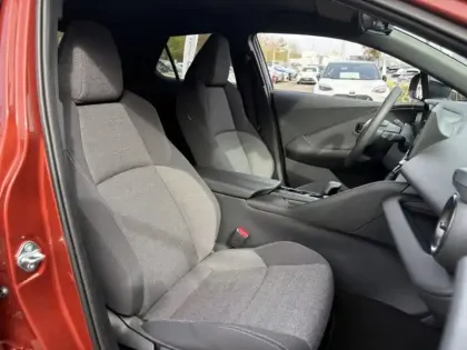 Photo 12 Toyota C-HR Gén. II Ph1 Graphic 5