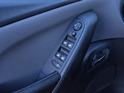 Photo 35 Citroën C4 Picasso Gén. I Ph1 Evo Business + 5