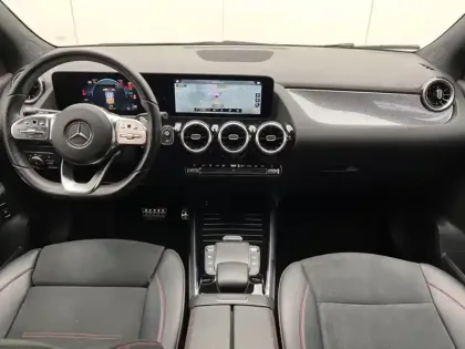 Photo 10 Mercedes GLA Gén. II (H247) Ph2 AMG Line 5