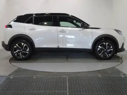 Photo 7 Peugeot 2008 Gén. II Ph1 NG GT 5