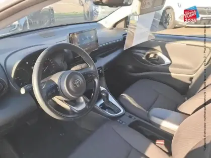 Photo 14 Toyota Yaris Gén. IV Ph1 NG Dynamic 5