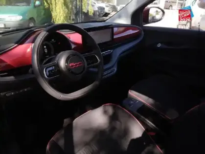 Photo 44 Fiat 500  e 95ch (RED)