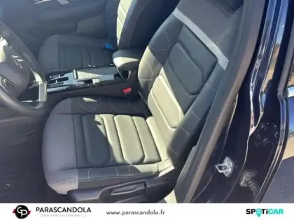 Photo 11 Citroën C4  1.2 Hybride 136ch S&S MAX Automatique