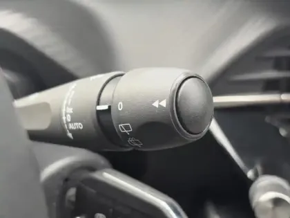 Photo 14 Peugeot 208 Gén. II Ph2 Allure 5