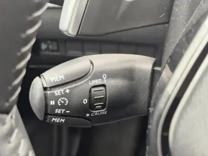 Photo 11 Peugeot 208 Gén. II Ph2 Allure 5