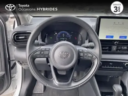 Photo 8 Toyota Yaris  116h Design 5p MC24