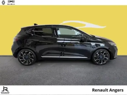Photo 13 Renault Clio  1.6 E-Tech 145ch full hybrid esprit Alpine - 24