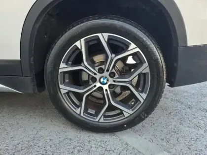 Photo 8 BMW X1  sDrive18iA 140ch xLine DKG7