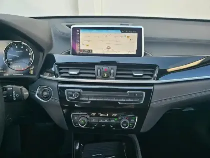 Photo 14 BMW X1  sDrive18iA 140ch xLine DKG7