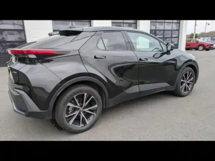 Photo 5 Toyota C-HR Gén. II Ph1 Design 5