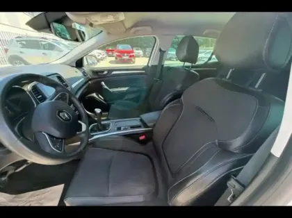 Photo 9 Renault Megane  1.5 Blue dCi 115ch Techno