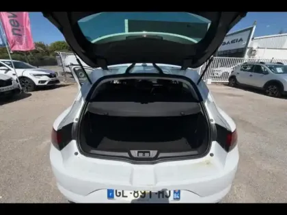 Photo 11 Renault Megane  1.5 Blue dCi 115ch Techno