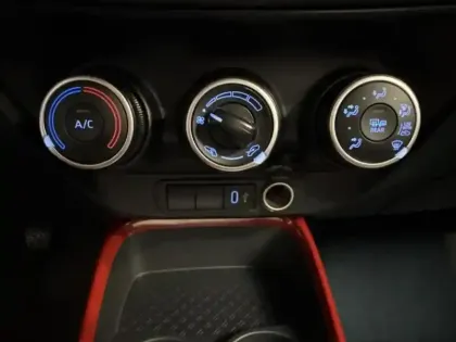 Photo 10 Toyota Aygo Gén. I Ph1 Design 5