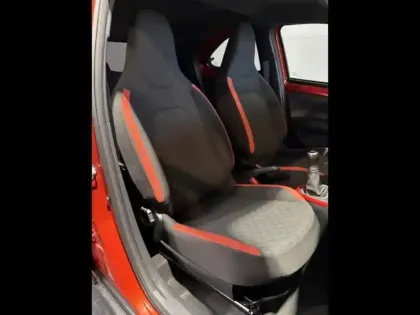 Photo 14 Toyota Aygo Gén. I Ph1 Design 5