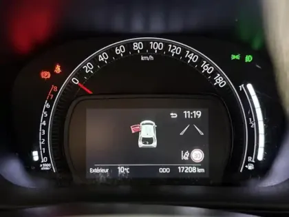 Photo 7 Toyota Aygo Gén. I Ph1 Design 5