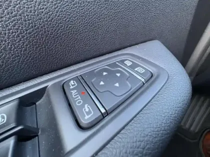 Photo 11 Renault Captur Gén. I (J87) Ph2 Intens 5