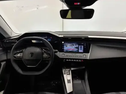 Photo 11 Peugeot 308  1.2 Hybrid 145ch Allure e-DCS6