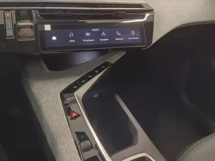 Photo 23 Peugeot 3008  1.2 Hybrid 145ch Allure e-DCS6