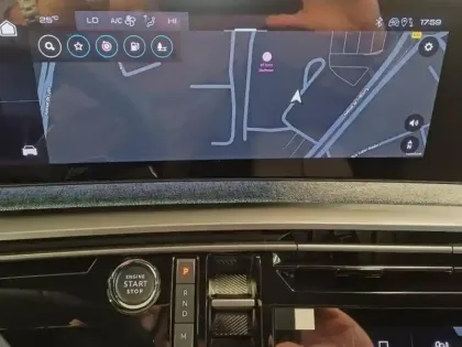 Photo 27 Peugeot 3008  1.2 Hybrid 145ch Allure e-DCS6