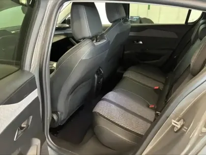 Photo 9 Peugeot 3008 Gén. III Ph1 Allure 5