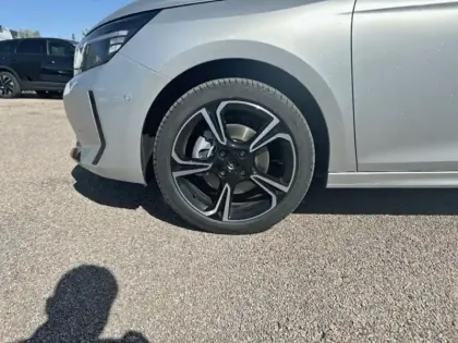 Photo 10 Opel Corsa  1.2 Turbo Hybrid 110ch GS e-DCT6