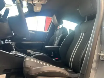 Photo 8 Opel Corsa  1.2 Turbo Hybrid 110ch GS e-DCT6