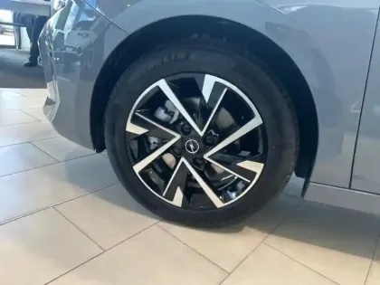 Photo 10 Opel Corsa  1.2 Turbo Hybrid 110ch GS e-DCT6