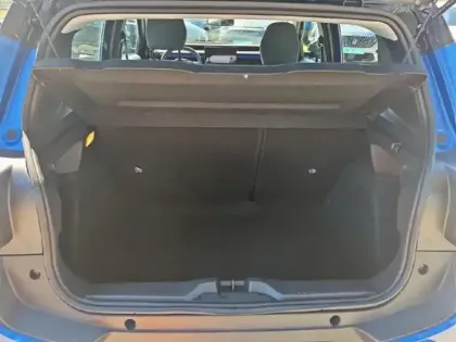 Photo 5 Citroën C3 Gén. IV Ph1 PLUS 5