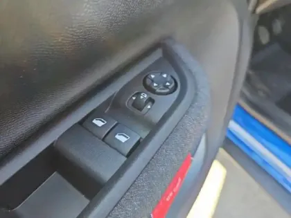 Photo 11 Citroën C3 Gén. IV Ph1 PLUS 5