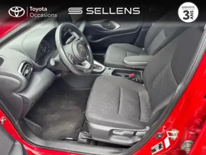 Photo 10 Toyota Yaris Gén. IV Ph1 NG Dynamic 5