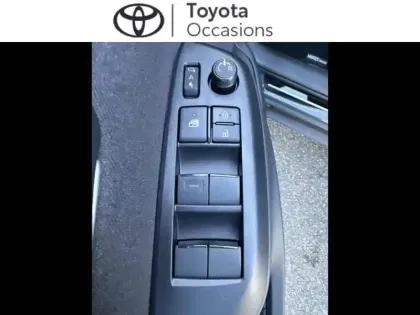 Photo 12 Toyota Yaris Gén. I Ph1 NG Design 5