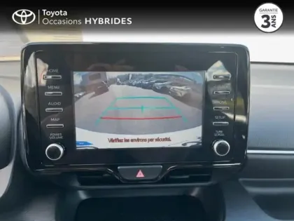 Photo 6 Toyota Yaris Gén. IV Ph1 NG Dynamic 5