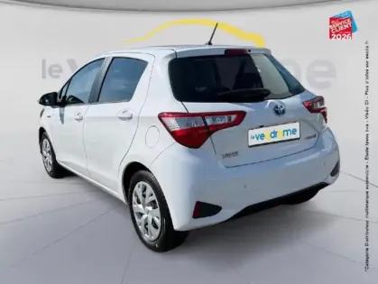 Photo 37 Toyota Yaris  100h France Business 5p MY19