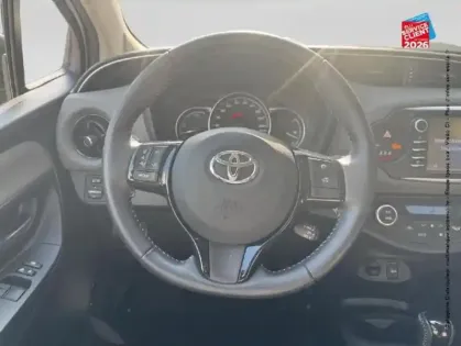 Photo 11 Toyota Yaris Gén. III Ph3 France Business 5